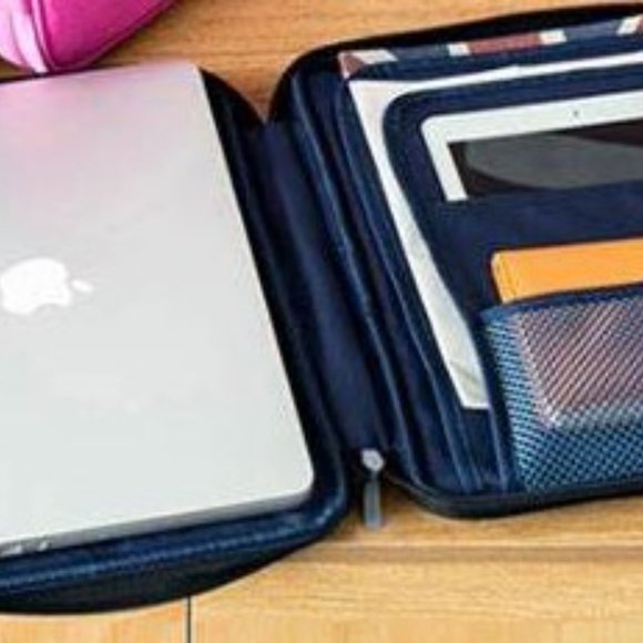 Paisley Organizer Planner Document with Travel Handle - Picture 2 of 3